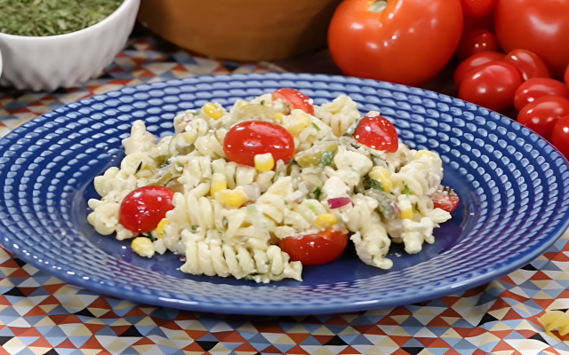 Salada de Macarrão com Atum