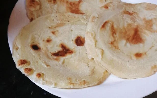 Pão de queijo de frigideira fitness